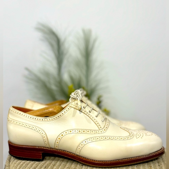 Carmina Shoemaker - Picture 1 of 5